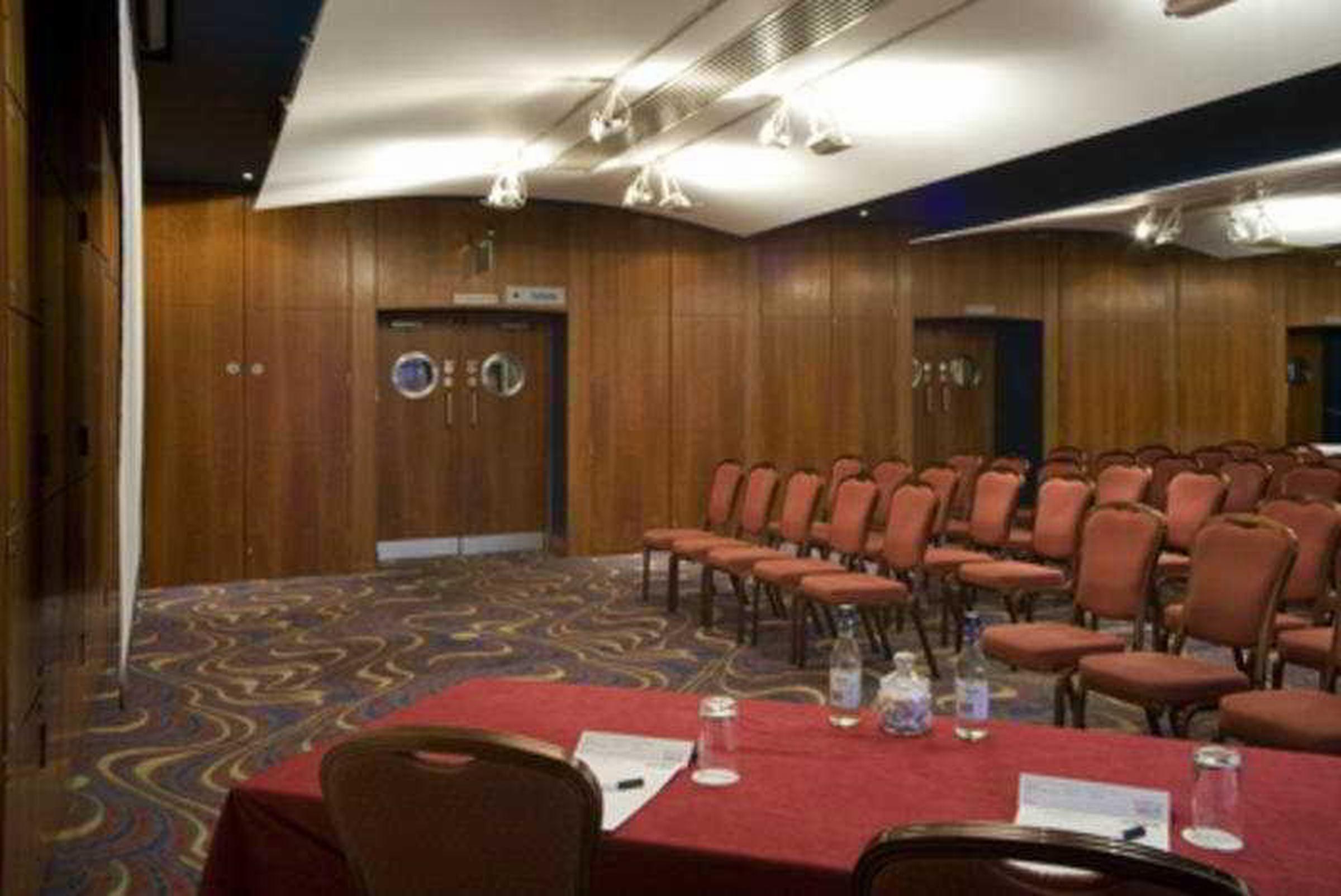 Mercure London Heathrow Airport Χίλινγκτον Εξωτερικό φωτογραφία